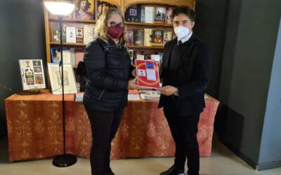Colomer recibe el Plan Estratégico Integral del Camino del Santo Grial en Aula Grial